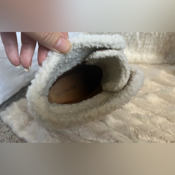 American Eagle by Payless Fuzzy Tan Winter Boots - Picture 9 of 13